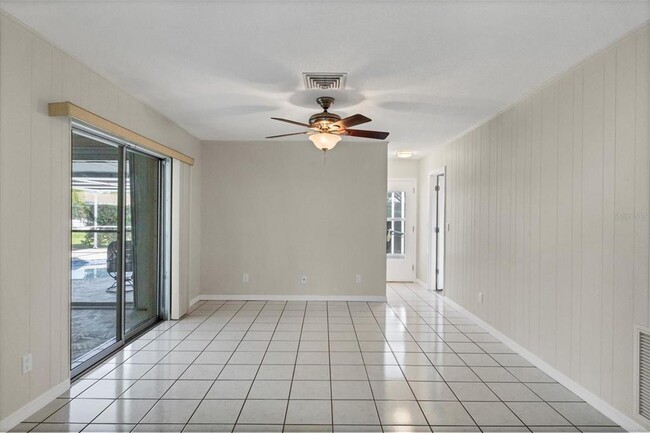 Building Photo - 213 Giotto Dr