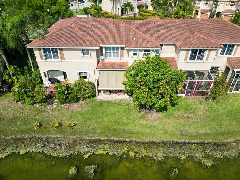 Building Photo - 130 Riverwalk Cir