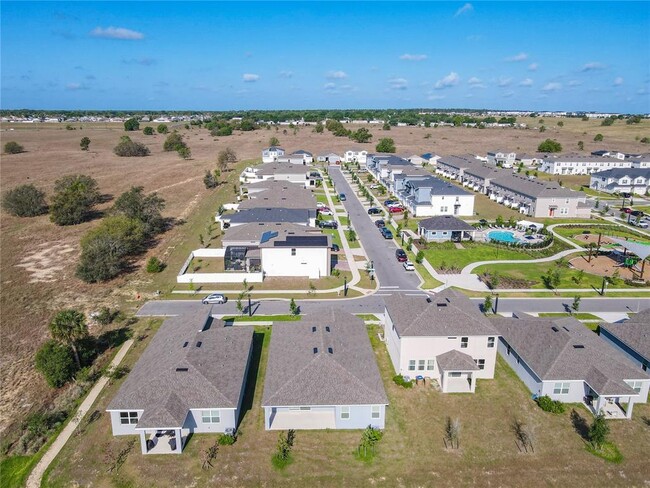 Building Photo - 1043 Lakeshore Breeze Pl