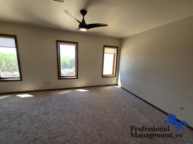 Building Photo - 2 bedroom in Billings MT 59102