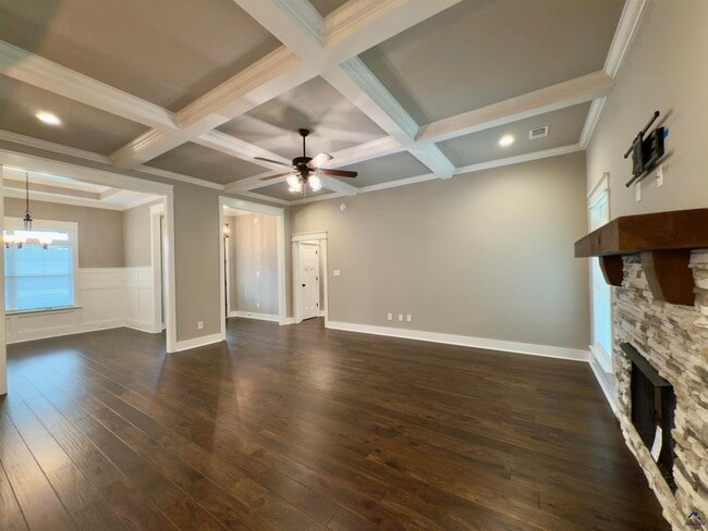 Building Photo - 408 Hawk's Nest Dr
