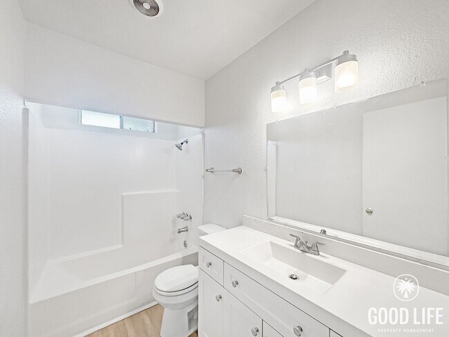 Building Photo - Spacious 5BD/2.5BA Two-Story Home in South San Diego with Large Backyard, Office & Attached Garage