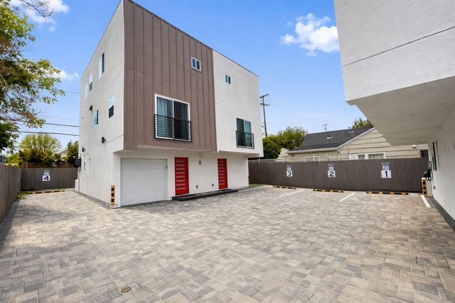Building Photo - 4455 Colfax Ave