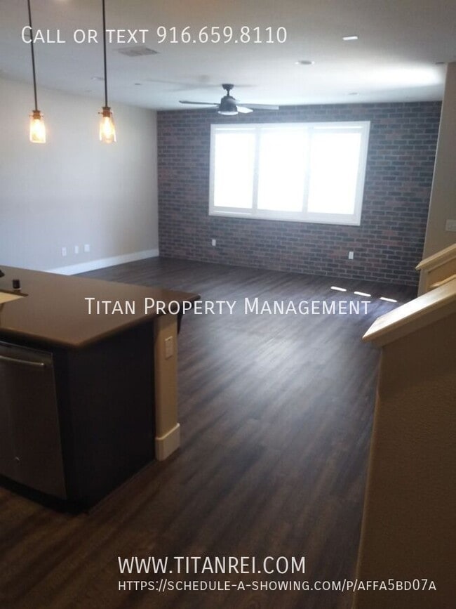 Building Photo - 1023 Vanilla Bean Ln
