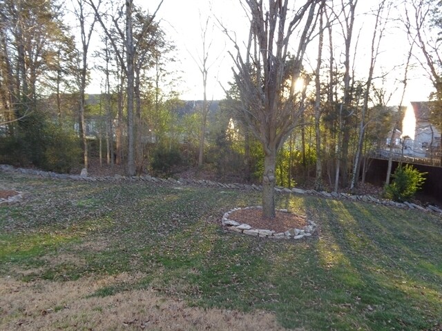 Building Photo - 1536 Cardinal Ln