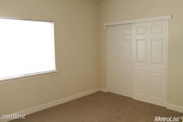 Building Photo - 2 br, 1 bath House - 844B Shearer St