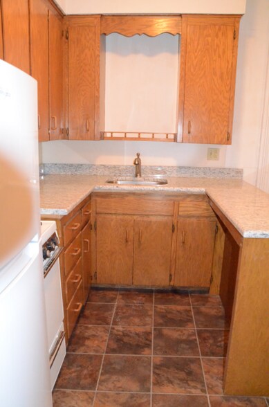 Building Photo - 34 Fountain St