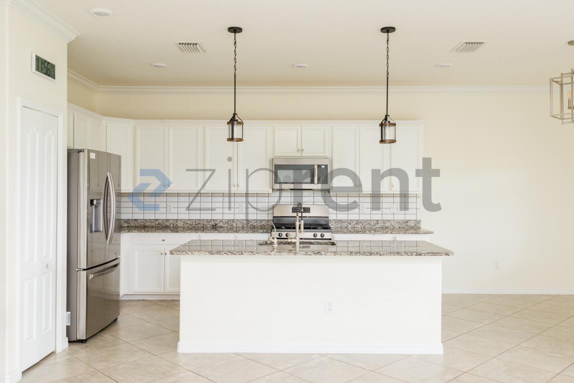 Building Photo - 17006 Blue Rdg Pl