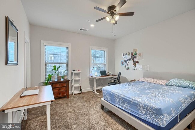 Building Photo - 7142 Starmount Ct
