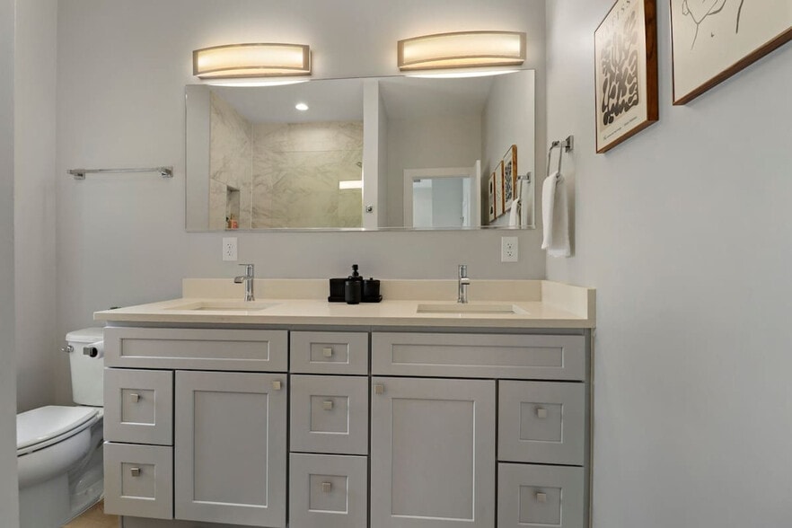 Building Photo - 28415 Torch Pkwy