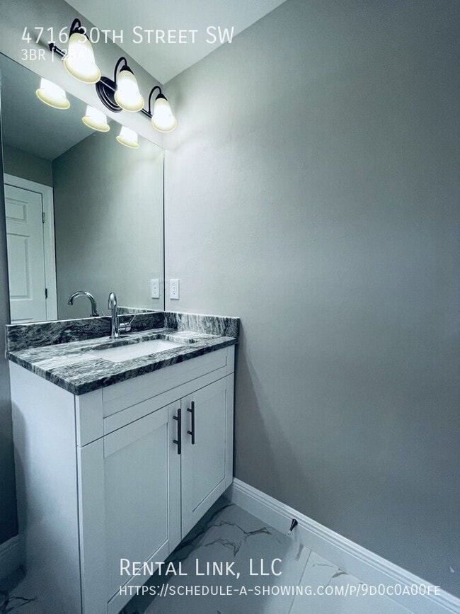 Building Photo - 4716 30th St SW