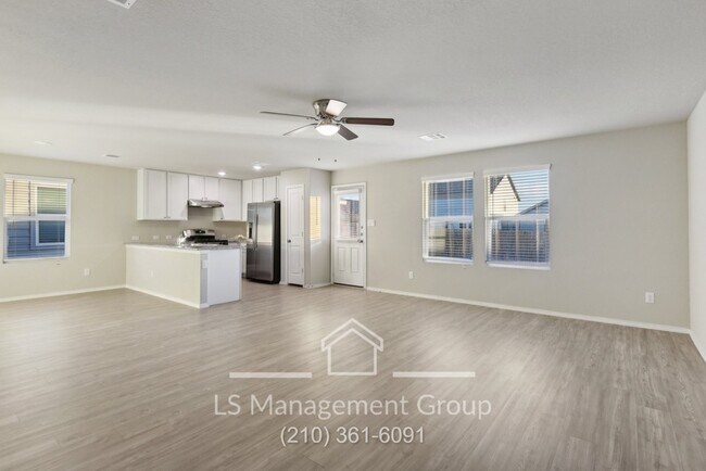 Building Photo - 10546 Varmus Dr