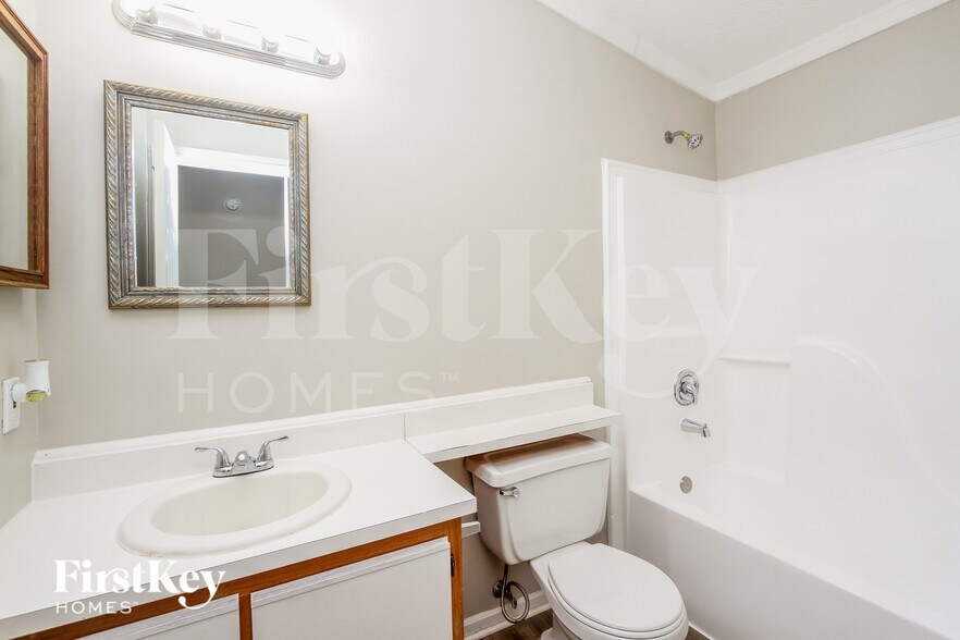 Building Photo - 5344 Traditions Dr