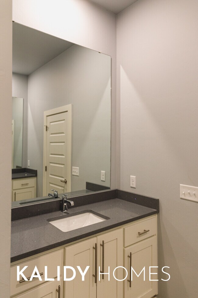 Building Photo - 512 Remington Ave