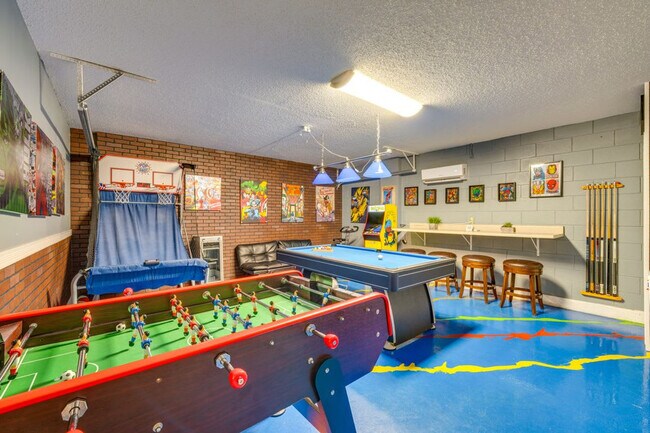 Building Photo - 407 Samuel St