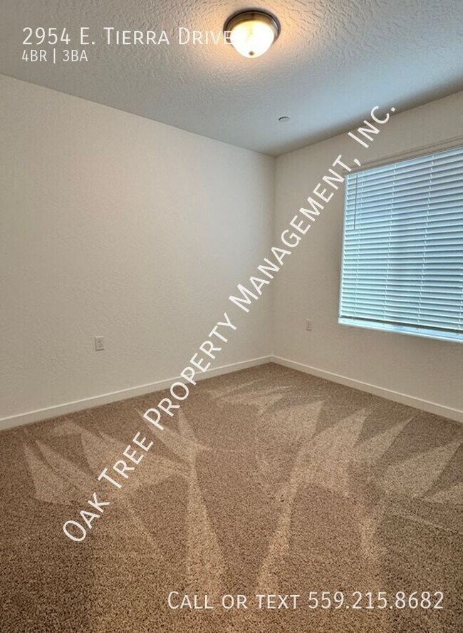 Building Photo - 2954 E Tierra Dr