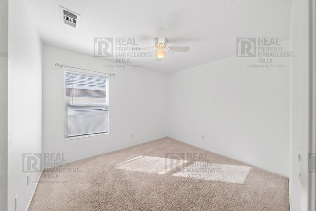 Building Photo - Spacious 4-Bed, 2-Bath Open-Concept Home i...