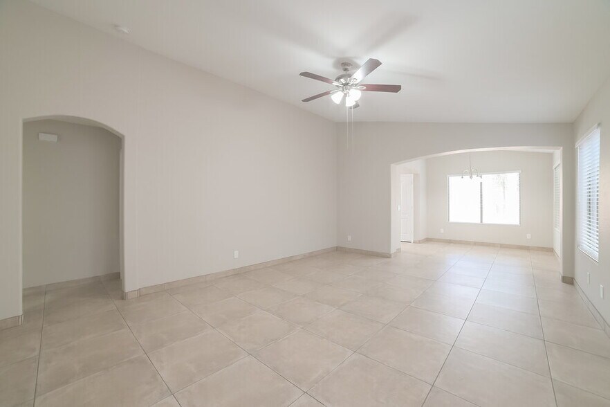 Building Photo - 11476 W Madisen Ellise Dr