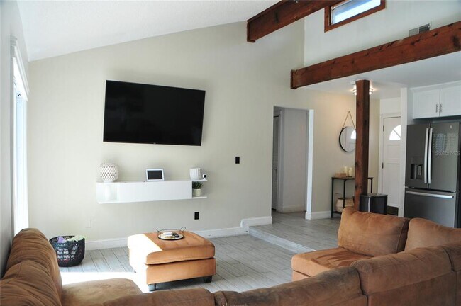 Building Photo - 1343 N Marcy Dr