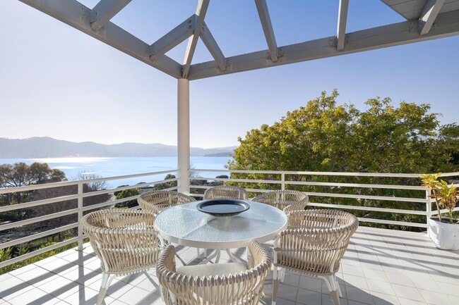 Building Photo - 20 Gilmartin Dr