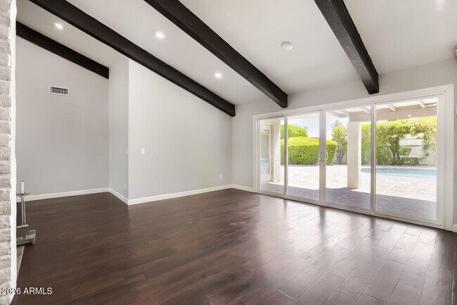 Building Photo - 9801 N 74th Pl