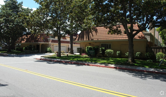 Primary Photo - Palmdale Apartments