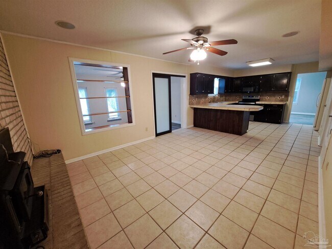Building Photo - 7819 Hearthstone Cir