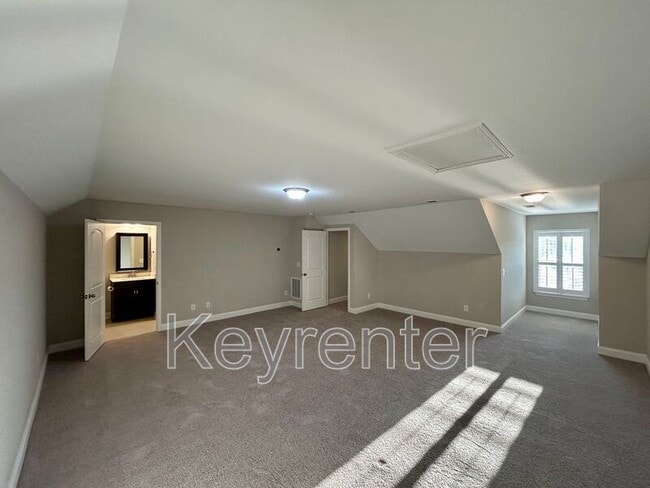 Building Photo - 110 Groves Park Blvd E