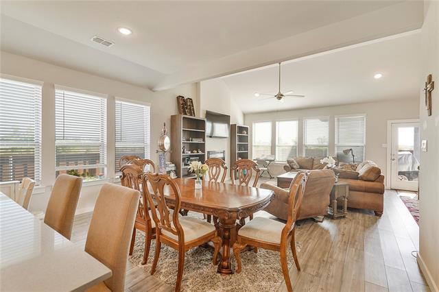 Building Photo - 2513 Peoria Dr