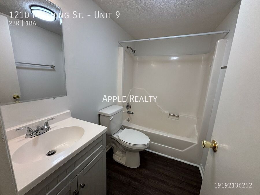 Building Photo - 1210 Manning St