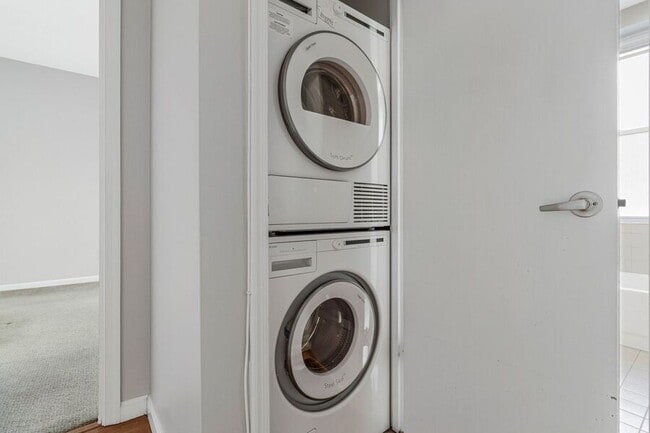 Building Photo - 2001 16th St NW