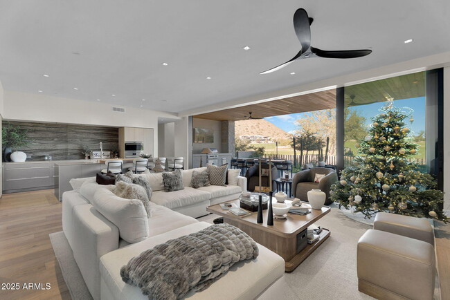 Building Photo - 6321 E Phoenician Blvd