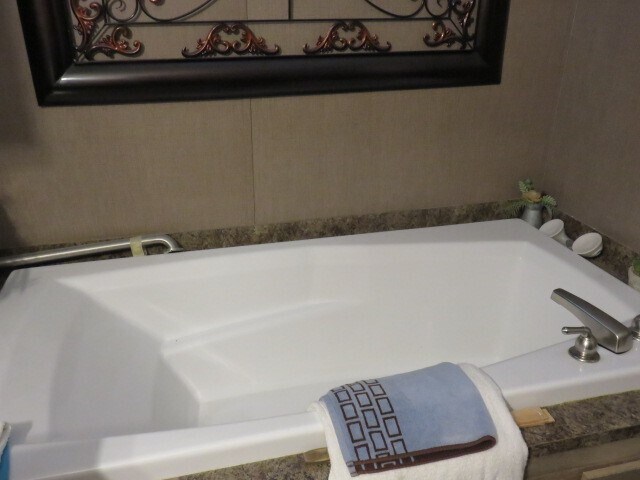 Building Photo - 12715 Aspen Dr