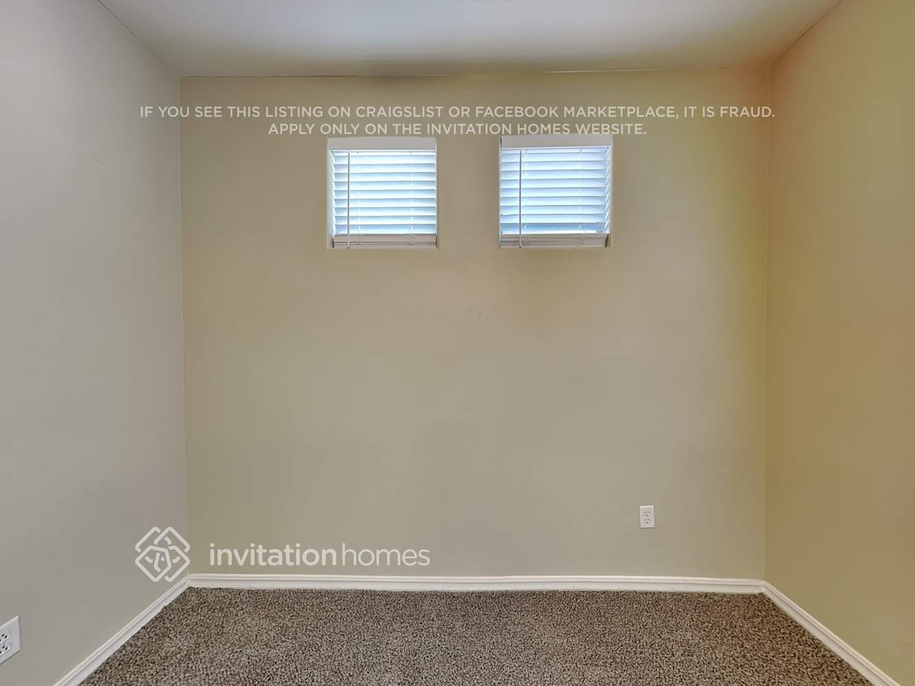 Building Photo - 19147 E Pelican Dr