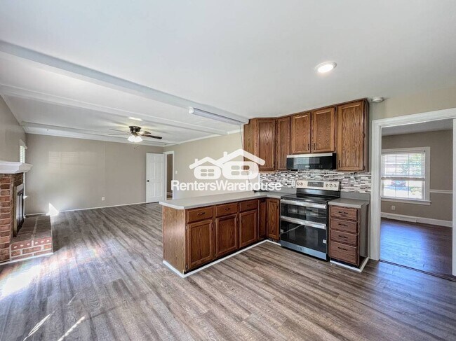 Building Photo - 2909 Duke of York Dr