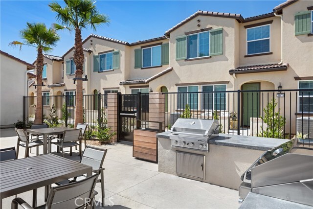 Building Photo - 24645 Saber Ct