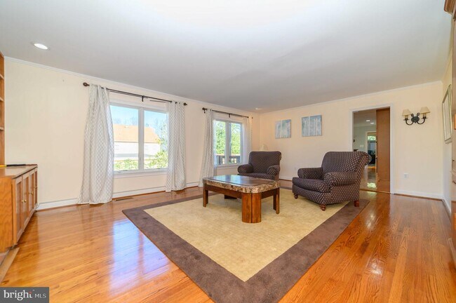 Building Photo - 4708 Randolph Ct