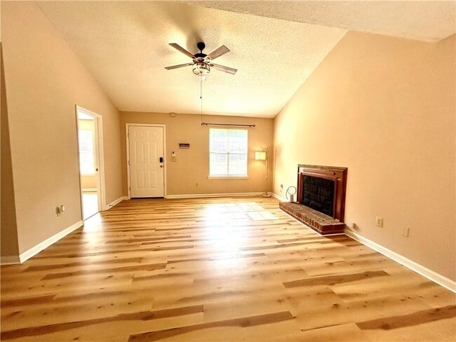 Building Photo - 1252 Scripps Ct SW