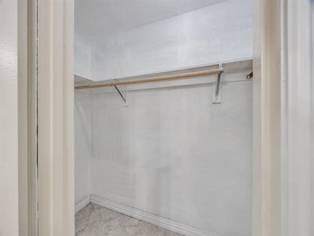 Building Photo - 416 Cambridge Dr