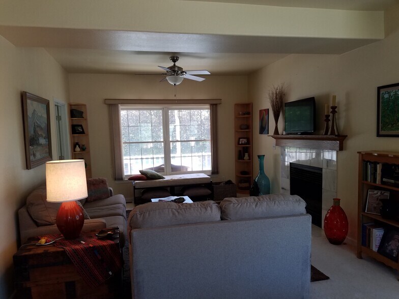 Building Photo - 4601 Westbury Dr