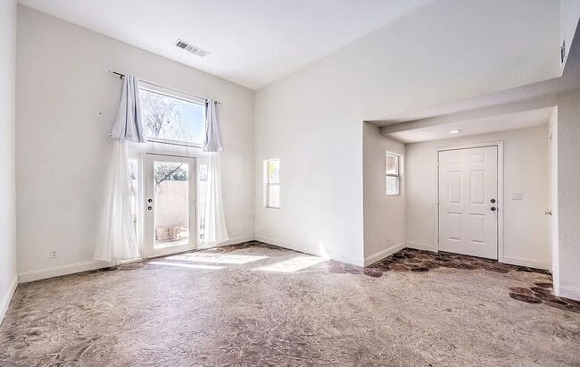 Building Photo - 1425 Bow Creek Ct