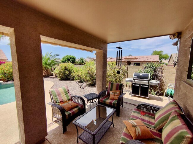 Building Photo - 19696 N Madison Dr