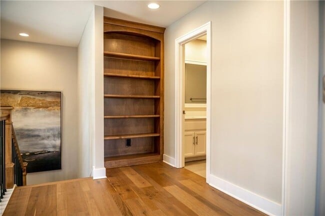 Building Photo - {4620}  Built in 2019 + Primary Bedroom on...