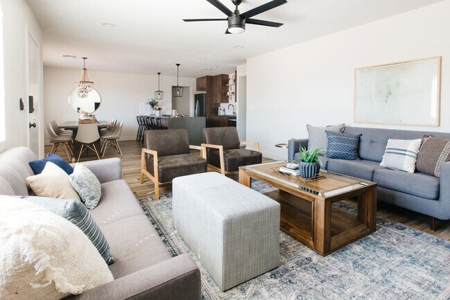 Building Photo - Fantastic home in Scottsdale!