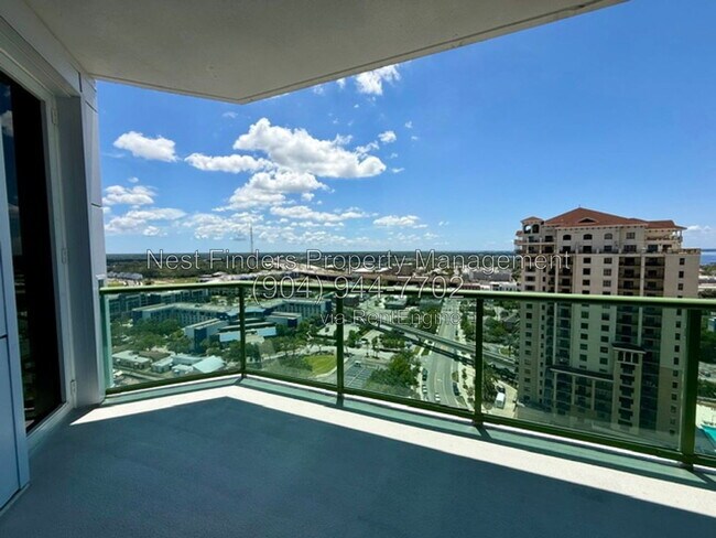Building Photo - 1431 Riverplace Blvd
