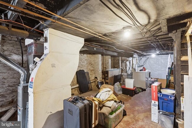 Building Photo - 728 S Smedley St