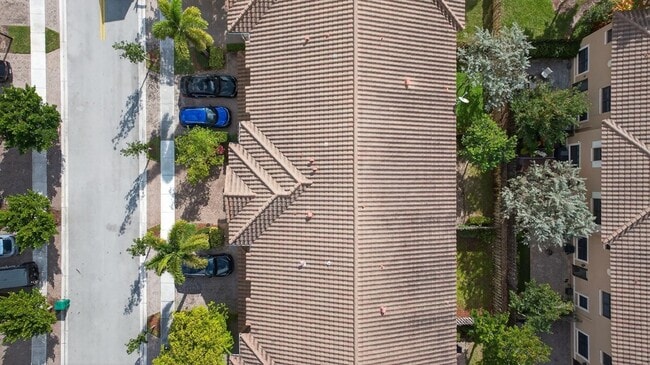 Building Photo - 8435 Blue Cove Way