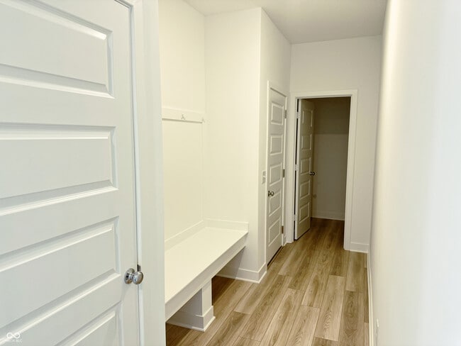 Building Photo - 769 Felix Dr