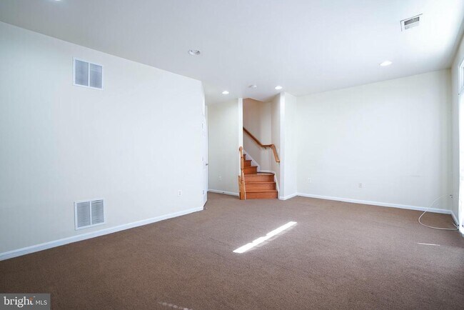 Building Photo - 5685 Faircloth Ct