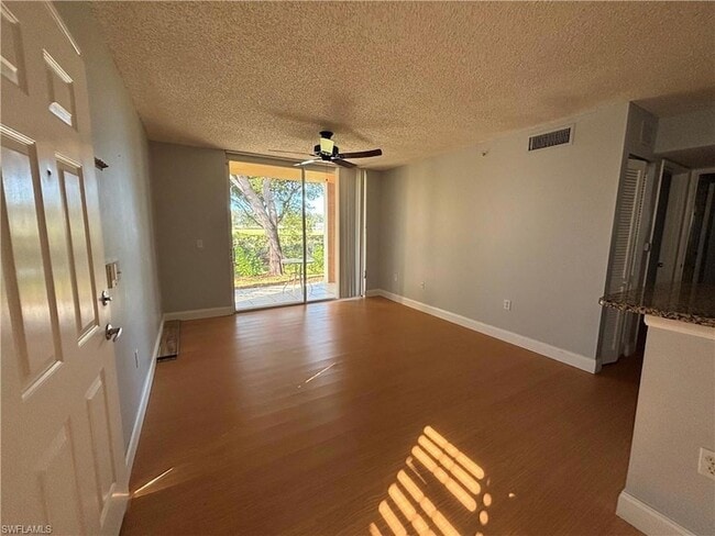 Building Photo - 1170 Wildwood Lakes Blvd